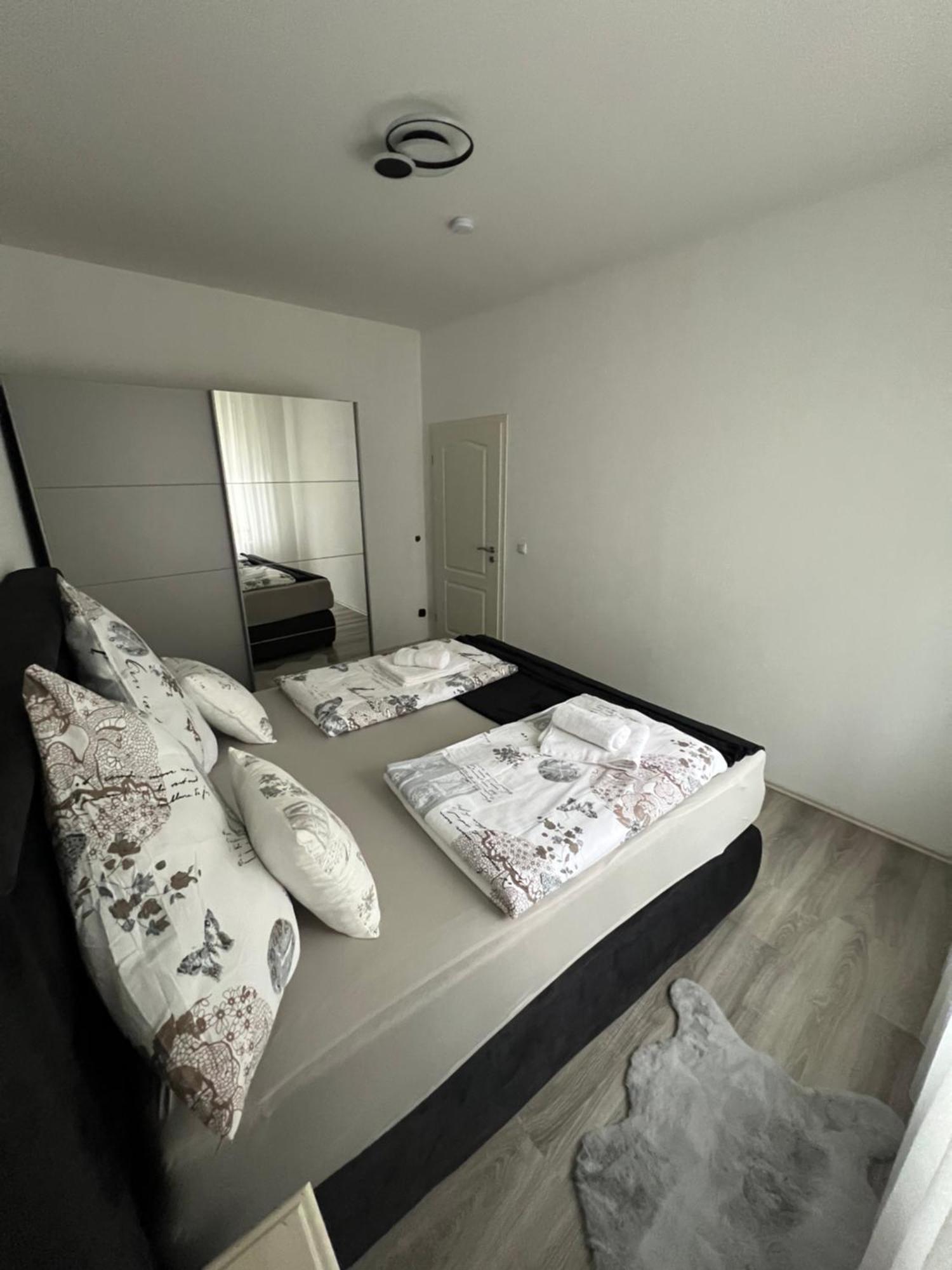 Apartment 1 In Duisburg-Mitte, Altstadt エクステリア 写真