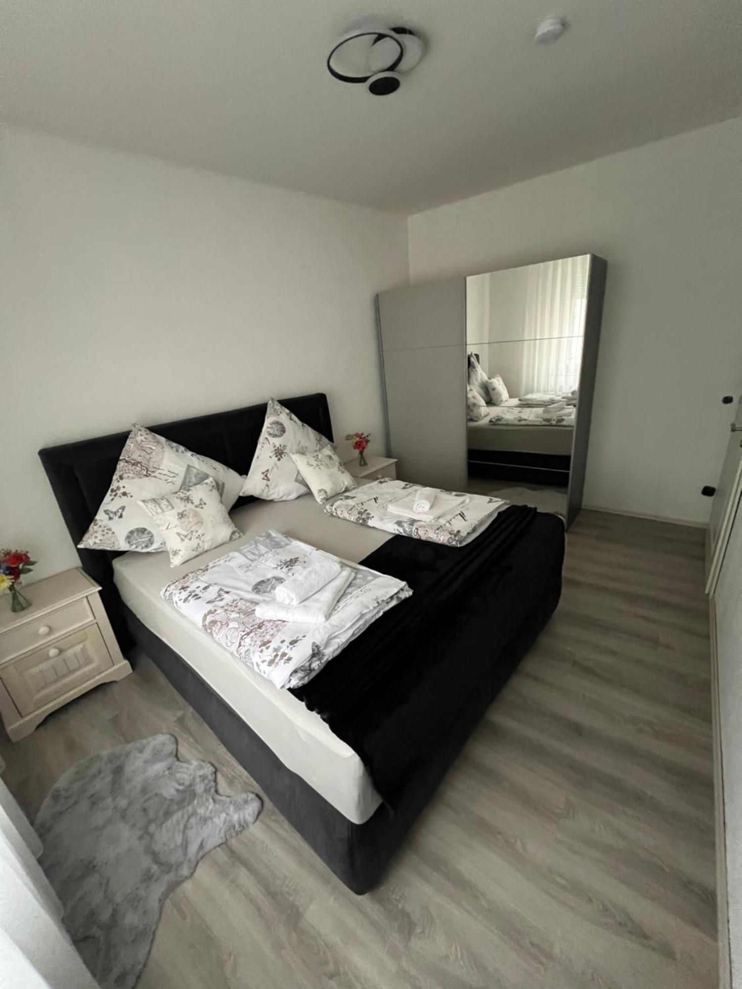 Apartment 1 In Duisburg-Mitte, Altstadt エクステリア 写真